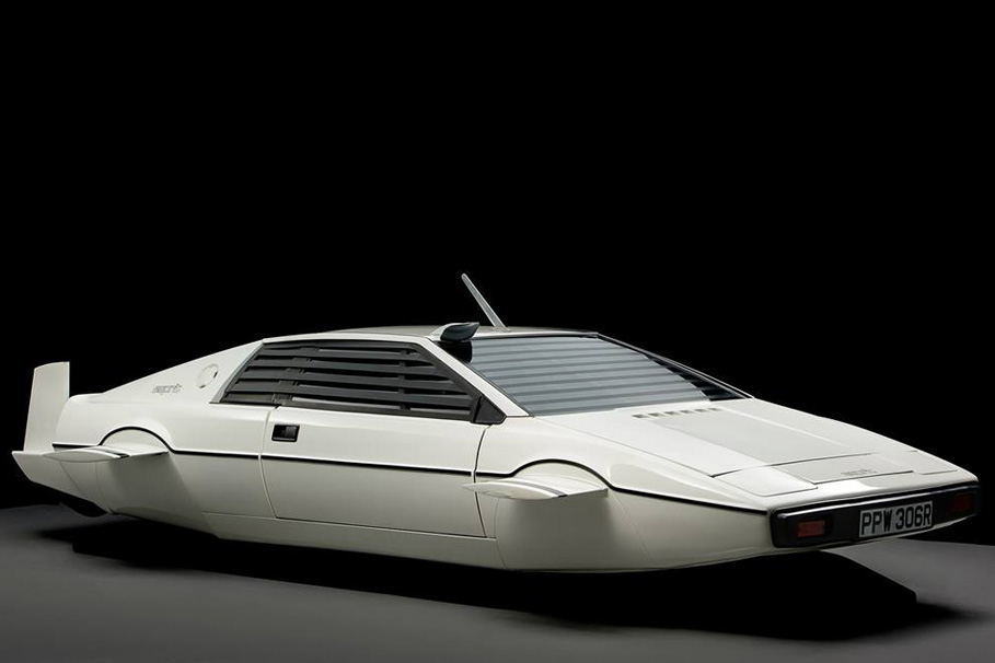 Lotus Esprit Submarine